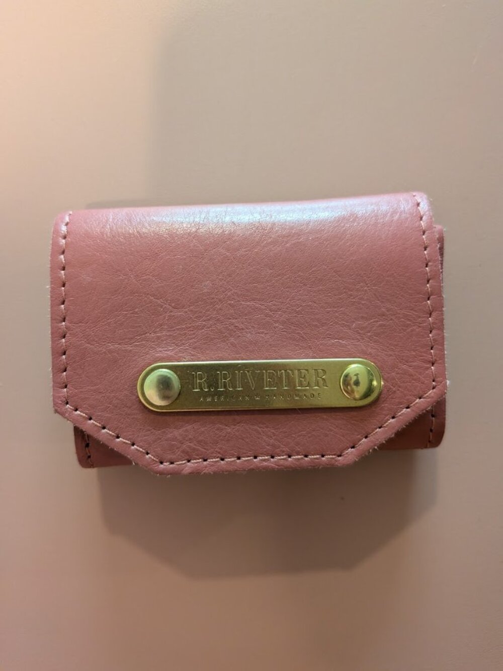 R Riveter 1973 Mini Wallet | Rosewood Leather